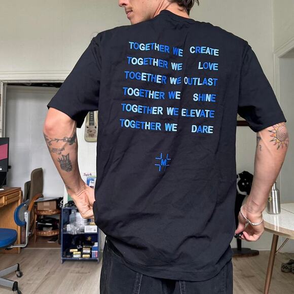 Rare 2022 Closed x Millinsky Embroidered Designer Tee Shirt - Picture 7 of 7